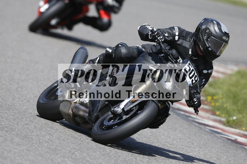 /45 10.08.2025 Plüss Moto Sport ADR/Einsteiger/509